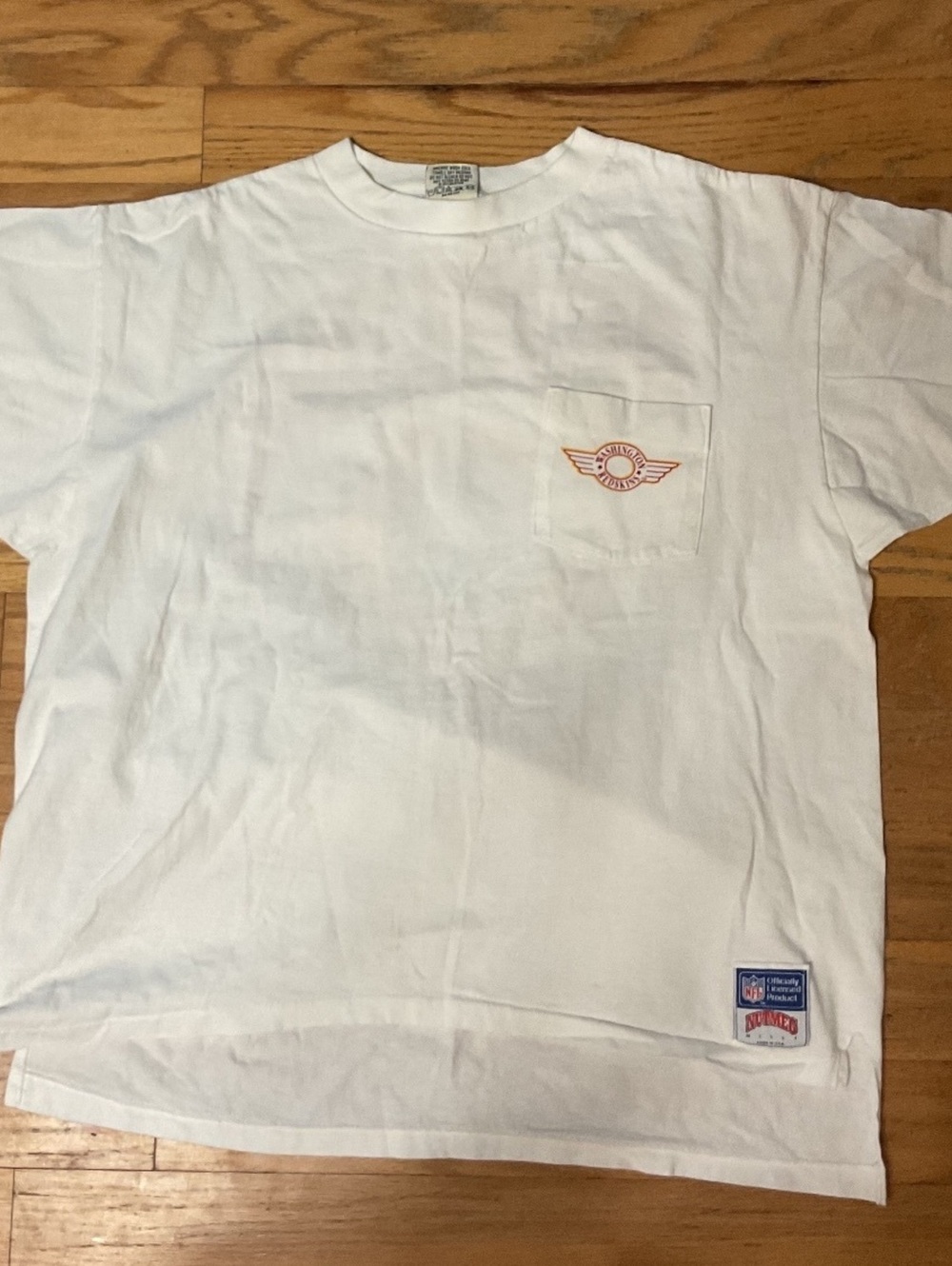 Vintage 90s Washington Redskins Pocket T Shirt Nutmeg Mills XL Boxy 22x25 Crisp